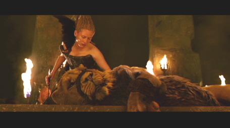 Aslan Kills the White Witch - Narnia: The Lion, The Witch and the Wardrobe  