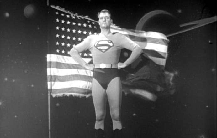 George Reeves is a much better actor than Kirk Alyn. 